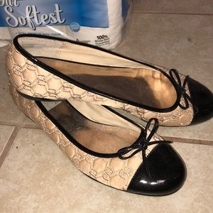 ETIENNE AIGNER FLATS!!!!